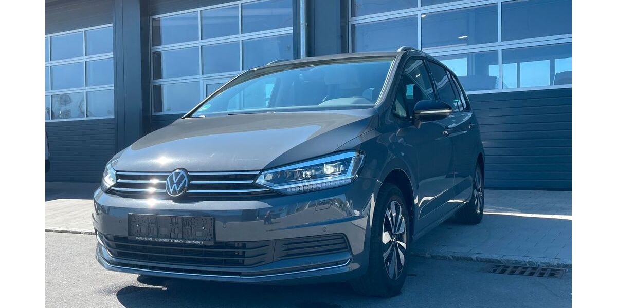 VW Touran 21.996 km 33.990 &euro; Tiefenbach 93464
