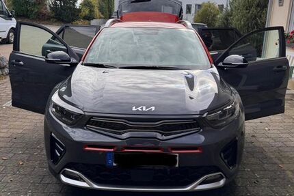 Kia Stonic 40.000 km 18.099 € Ebersbach-Musbach 88371