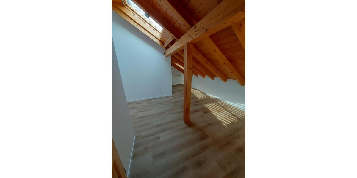 Maisonettenwohnung Emmendingen - 4 Zimmer, 150 m&sup2;, 1.700&euro; | Angebot:26134730