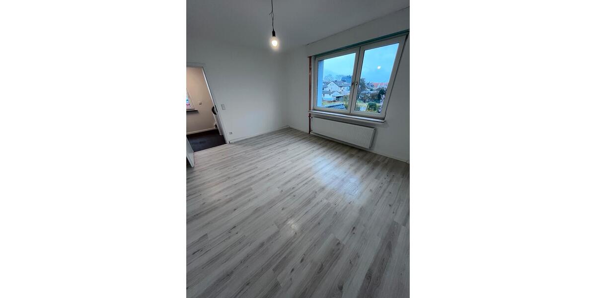 Einfamilienhaus Lippstadt - 5 Zimmer, 100 m&sup2;, 1.600&euro; | Angebot:25208881