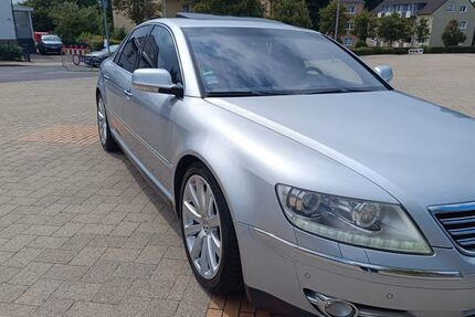 VW Phaeton 259.500 km 7.699 &euro; Remscheid 42859