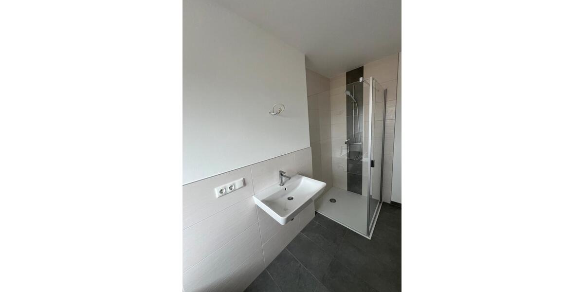 Doppelhaushälfte Dielheim - 4 Zimmer, 130 m&sup2;, 2.100&euro; | Angebot:25831362