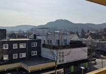 Wohnen in der Fußgängerzone mit Blick auf das Eggegebirge