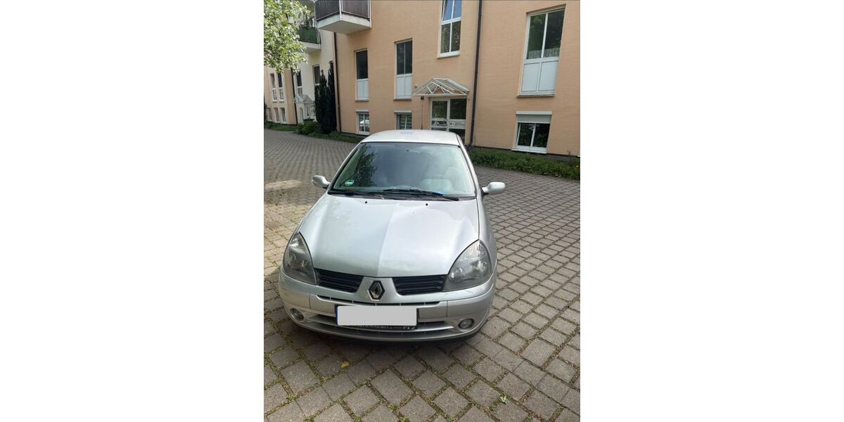 Renault Clio 153.885 km 2.250 &euro; Dachau 85221