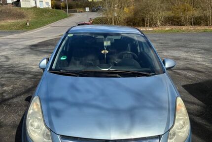 Opel Corsa 191.000 km 1.399 &euro; Pfarrweisach 96176