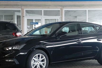 Seat Leon 9.505 km 20.590 &euro; Steinbergkirche 24972