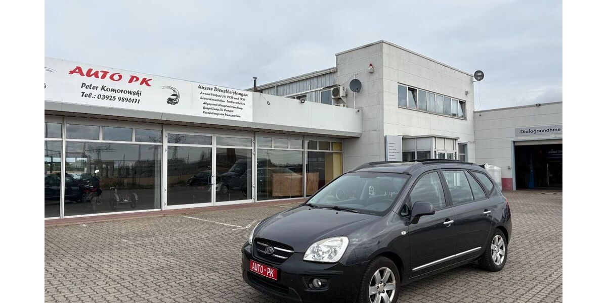Kia Carens 168.000 km 4.900 &euro; Staßfurt 39418