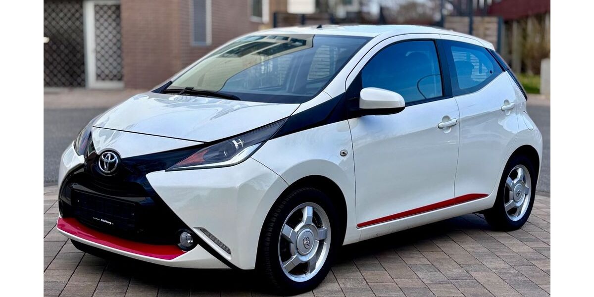 Toyota Aygo (X) 116.209 km 6.599 &euro; Norderstedt 22848
