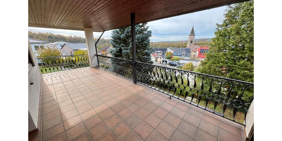 Herrschaftliches Einfamilienhaus mit großem Grundstück! 6 zimmer