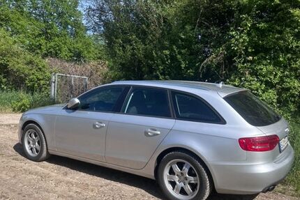 Audi A4 143.300 km 8.499 &euro; Stuttgart 70327