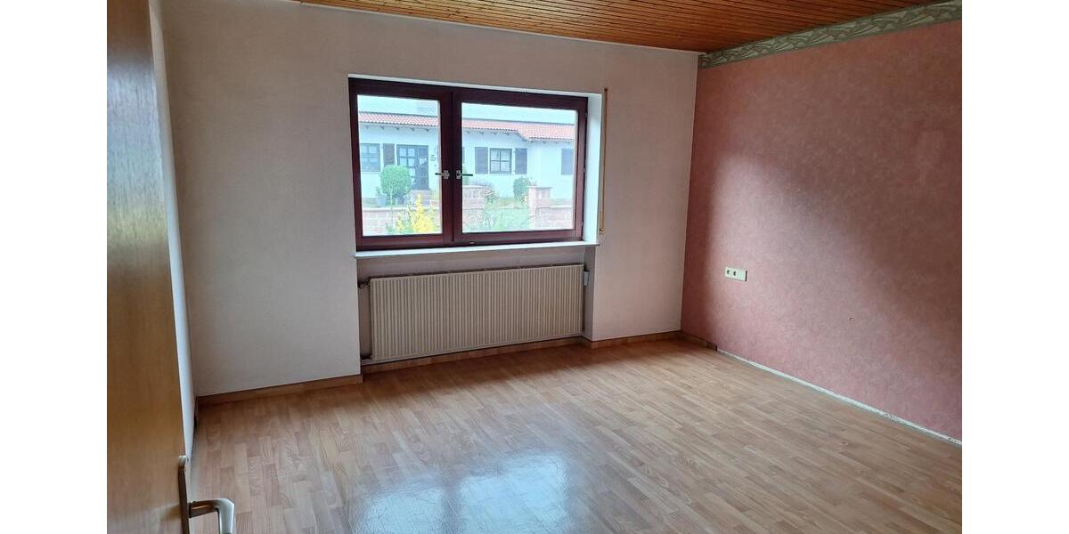 Mehrfamilienhaus, Wohnhaus Mehlingen - 8 Zimmer, 248 m&sup2;, 425.000&euro; | Angebot:27247058