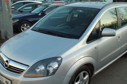 Opel Zafira 211.000 km 2.990 &euro; Waiblingen (bei Stuttgart) 71332