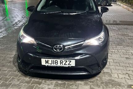 Toyota Avensis 22.000 km 3.450 &euro; Radzymin 05-20