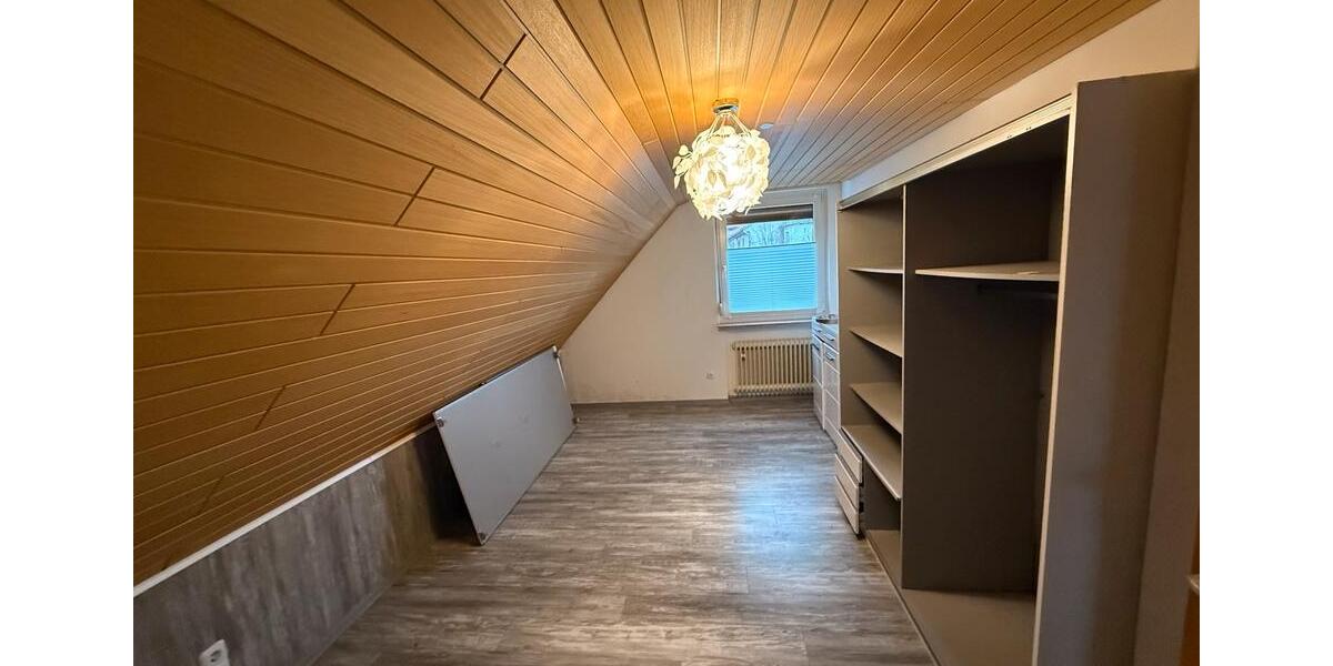 Einfamilienhaus Moringen - 5 Zimmer, 180 m&sup2;, 980&euro; | Angebot:25286187