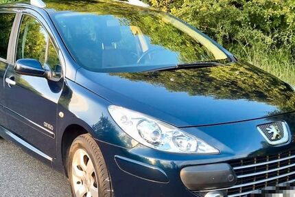 Peugeot 307 147.500 km 2.950 &euro; Weinböhla 01689
