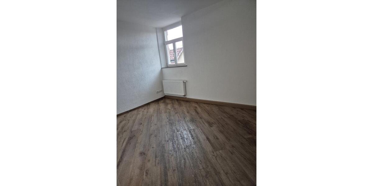 Etagenwohnung Kronach - 3 Zimmer, 90 m&sup2;, 850&euro; | Angebot:26232088