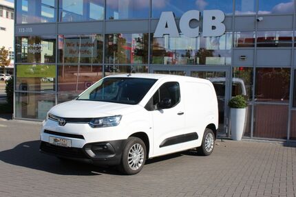 Toyota Proace City 87.000 km 14.900 € Berlin 12623
