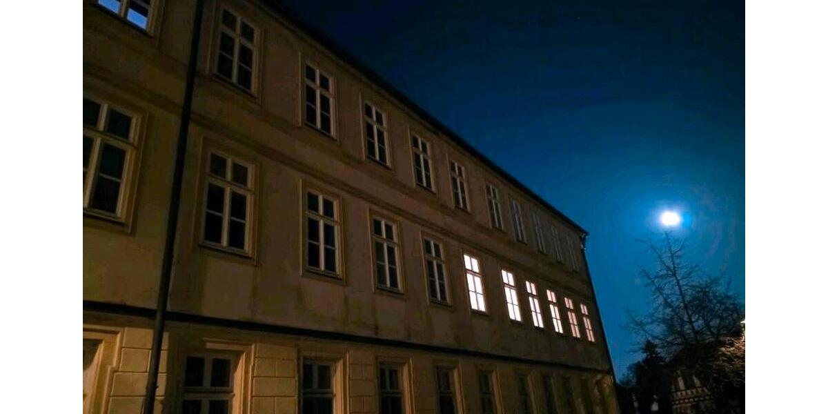 Erdgeschoßwohnung Hildburghausen - 3 Zimmer, 94 m&sup2;, 820&euro; | Angebot:25990379