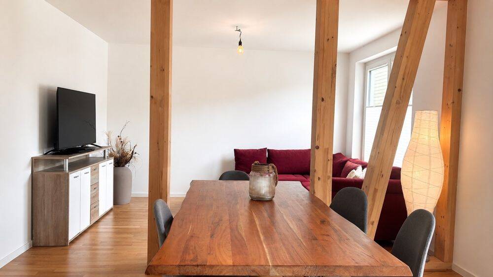 Etagenwohnung Reutlingen Innenstadt - 2 Zimmer, 53 m&sup2;, 925&euro; | Angebot:26881331