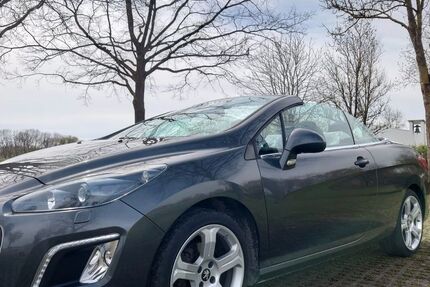 Peugeot 308 101.000 km 9.900 &euro; Moosinning 85452