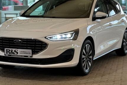 Ford Focus 11.200 km 31.490 € Köln 50769