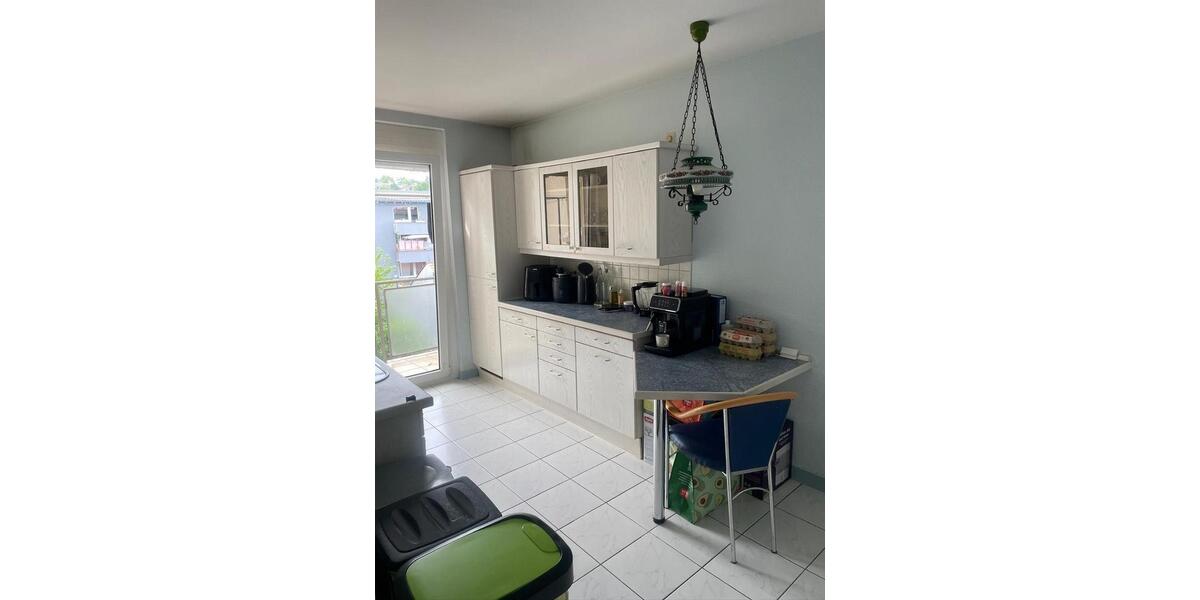 Etagenwohnung Pforzheim - 3 Zimmer, 84 m&sup2;, 800&euro; | Angebot:26678675