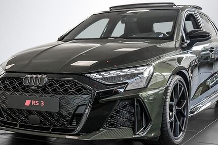 Audi RS3 2.000 km 74.350 &euro; Kölln-Reisiek/Elmshorn 25337
