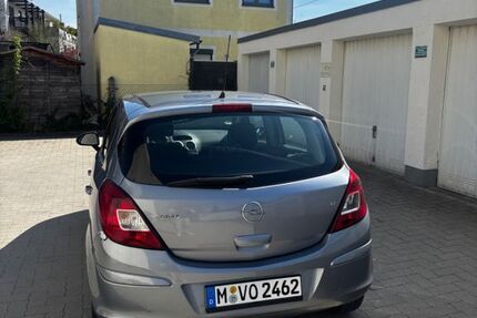 Opel Corsa 126.610 km 2.390 &euro; Ottobrunn 85521