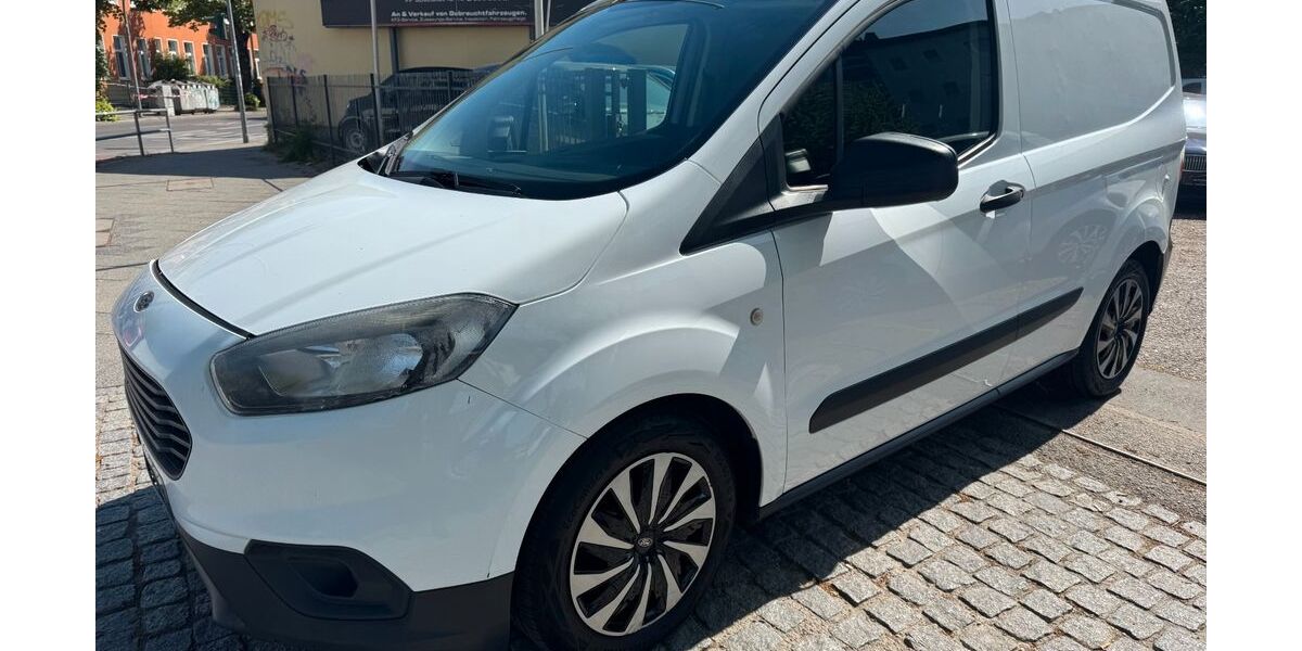 Ford Transit Courier 217.000 km 3.990 &euro; Berlin - Tempelhof 12107