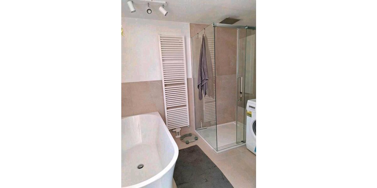 Mehrfamilienhaus, Wohnhaus Sinzing - 10 Zimmer, 192 m&sup2;, 595.000&euro; | Angebot:26700084