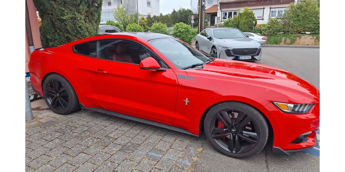 Ford Mustang 88.600 km 21.200 &euro; Uhldingen-Mühlhofen 88690