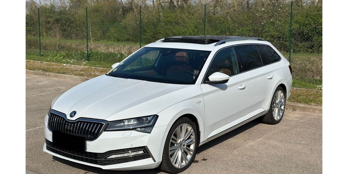 Skoda Superb 280.000 km 14.900 &euro; Kehl 77694