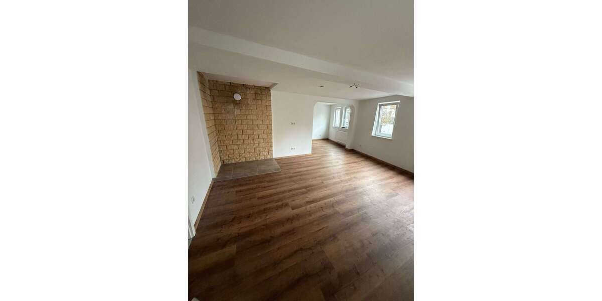 Einfamilienhaus Reiskirchen - 5 Zimmer, 136 m&sup2;, 195.000&euro; | Angebot:24424487