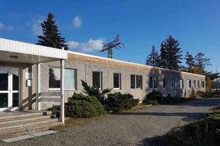 Gewerbeobjekt Waren Werdersiedlung - 1 Zimmer, 402 m&sup2;, 2.300&euro; | Angebot:25670497