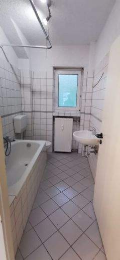 Etagenwohnung Saarbrücken Malstatt - 3 Zimmer, 74 m&sup2;, 550&euro; | Angebot:26419552