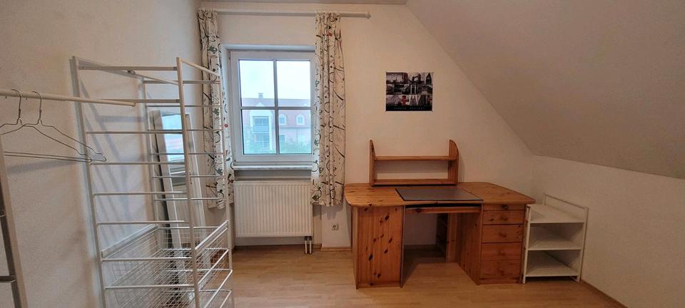 Nachmieter für 1 Zimmer in 2er WG in Karlsfeld 1 zimmer