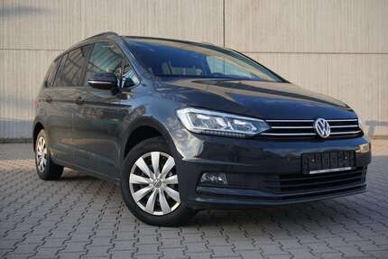 VW Touran 119.985 km 15.995 &euro; Parkstetten 94365