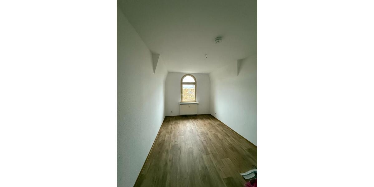 Etagenwohnung Staßfurt - 2 Zimmer, 60 m&sup2;, 350&euro; | Angebot:26621250