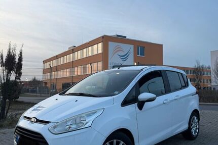 Ford B-Max 99.150 km 5.999 &euro; Kaltenkirchen 24568