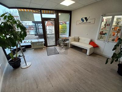 HOCHWERTIG RENOVIERT: STUDIO, BÜRO, LADEN, PRAXIS - Gewerbeobjekt Niedernhausen | Angebot:25537624