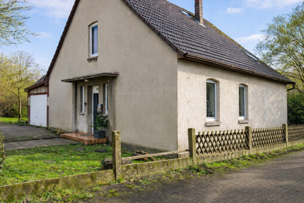 Haus Porta Westfalica Neesen - 5 Zimmer, 160 m&sup2;, 298.000&euro; | Angebot:25475572