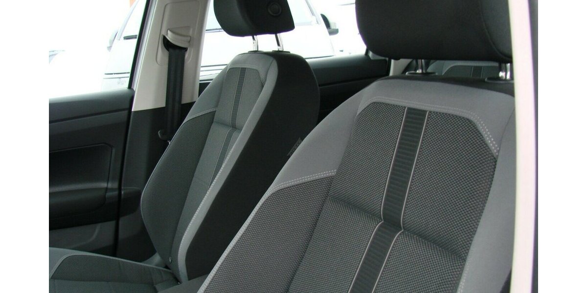 VW Polo VI 1.0TSi Style ACC IQ-LIGHT BMT DSG 19.923 km 17.980 &euro; Falkensee 14612