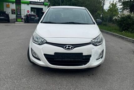Hyundai i20 101.253 km 2.299 € Kolbermoor 83059
