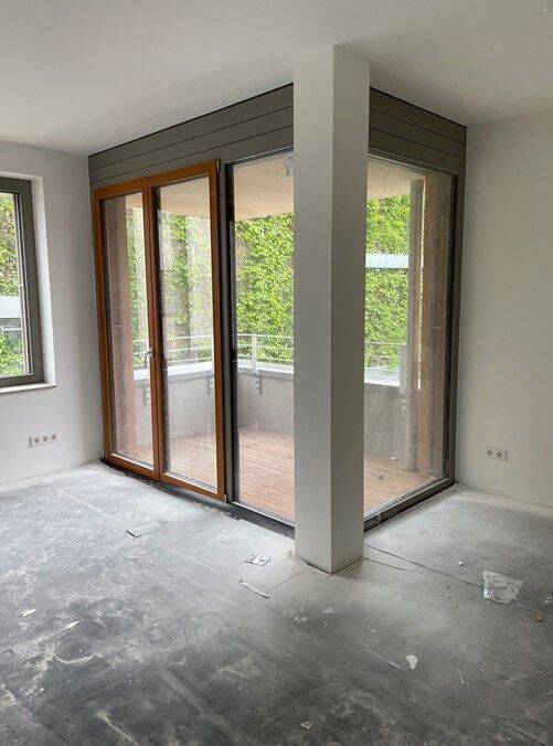 ERSTBEZUG! LETZES HAUS! Helle 2-Zimmer-Wohnung mit Badewanne und schöner Loggia