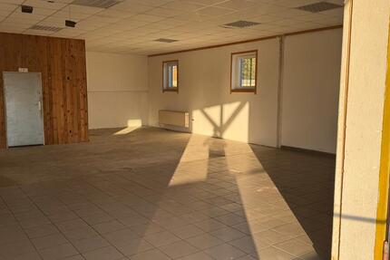 Gewerbeobjekt Eschenbach in der Oberpfalz - 650&euro; | Angebot:25298411