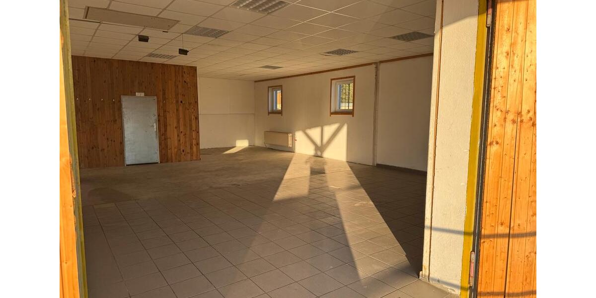 Gewerbeobjekt Eschenbach in der Oberpfalz - 650&euro; | Angebot:25298411