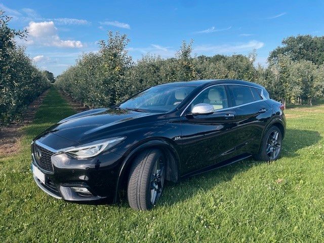 INFINITI Q30 135.000 km 14.000 &euro; Tönisvorst 47918