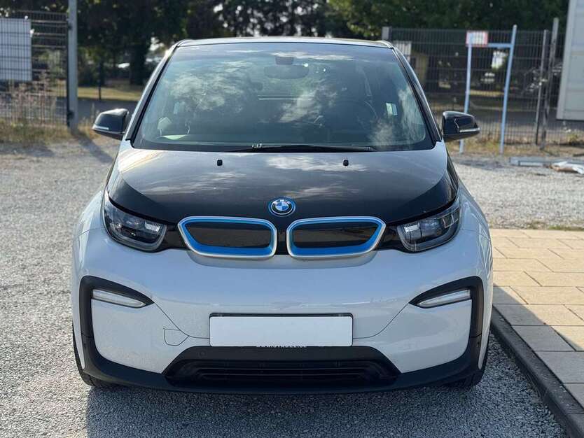 i3