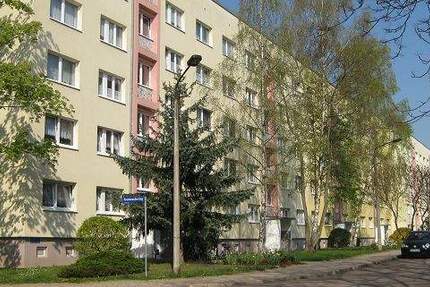 * Singlewohnung zur Selbstrenovierung * 2 zimmer