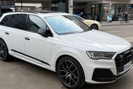 Audi Q7 136.000 km 49.200 &euro; München 82110
